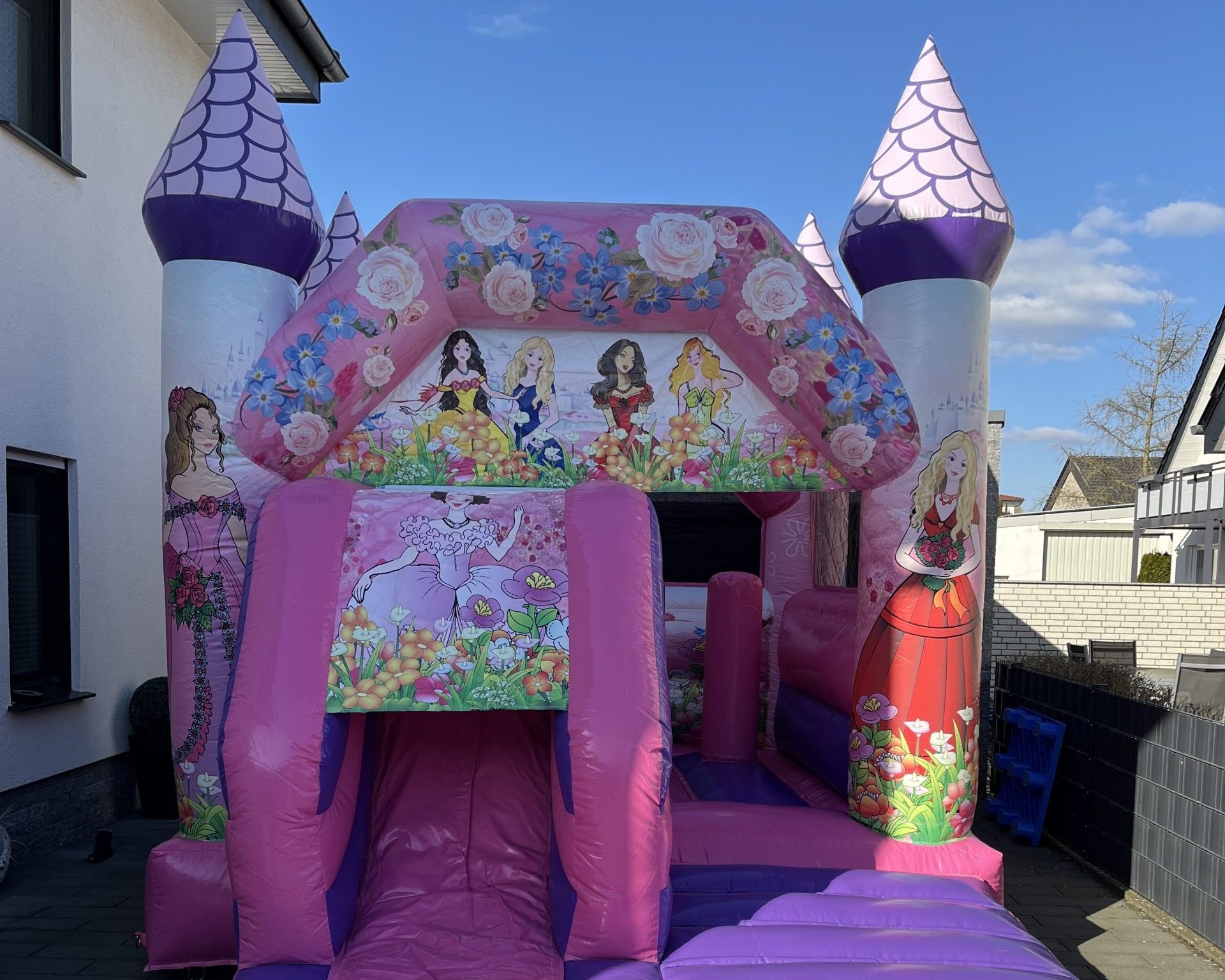 Hüpfburg Prinzessin mieten in Versmold – märchenhafte Hüpfburg für Kindergeburtstage