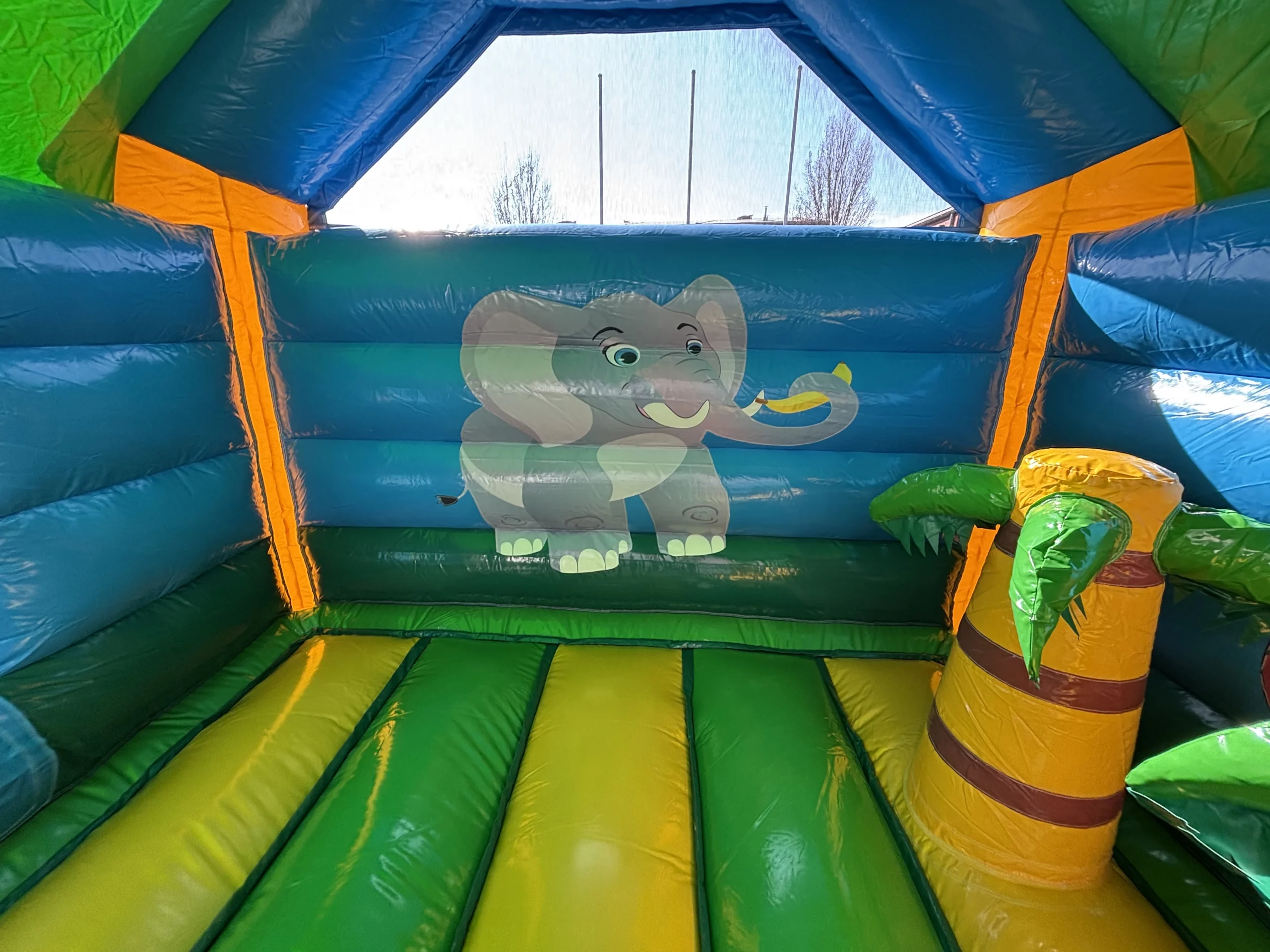 XXL Gorilla Hüpfburg – Detailansicht – Kindergeburtstag & Fest