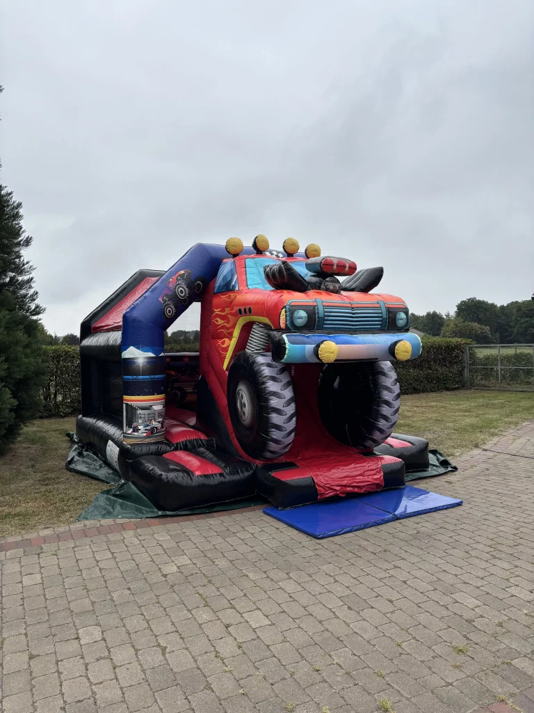 Hüpfburg mieten in Sassenberg – Einsatz bei Familienfeier