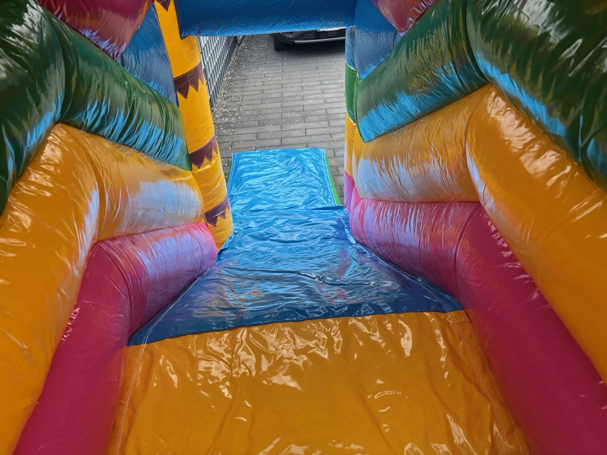 Hüpfburg Sommerfest - Bild 6 - Schneider Funworld