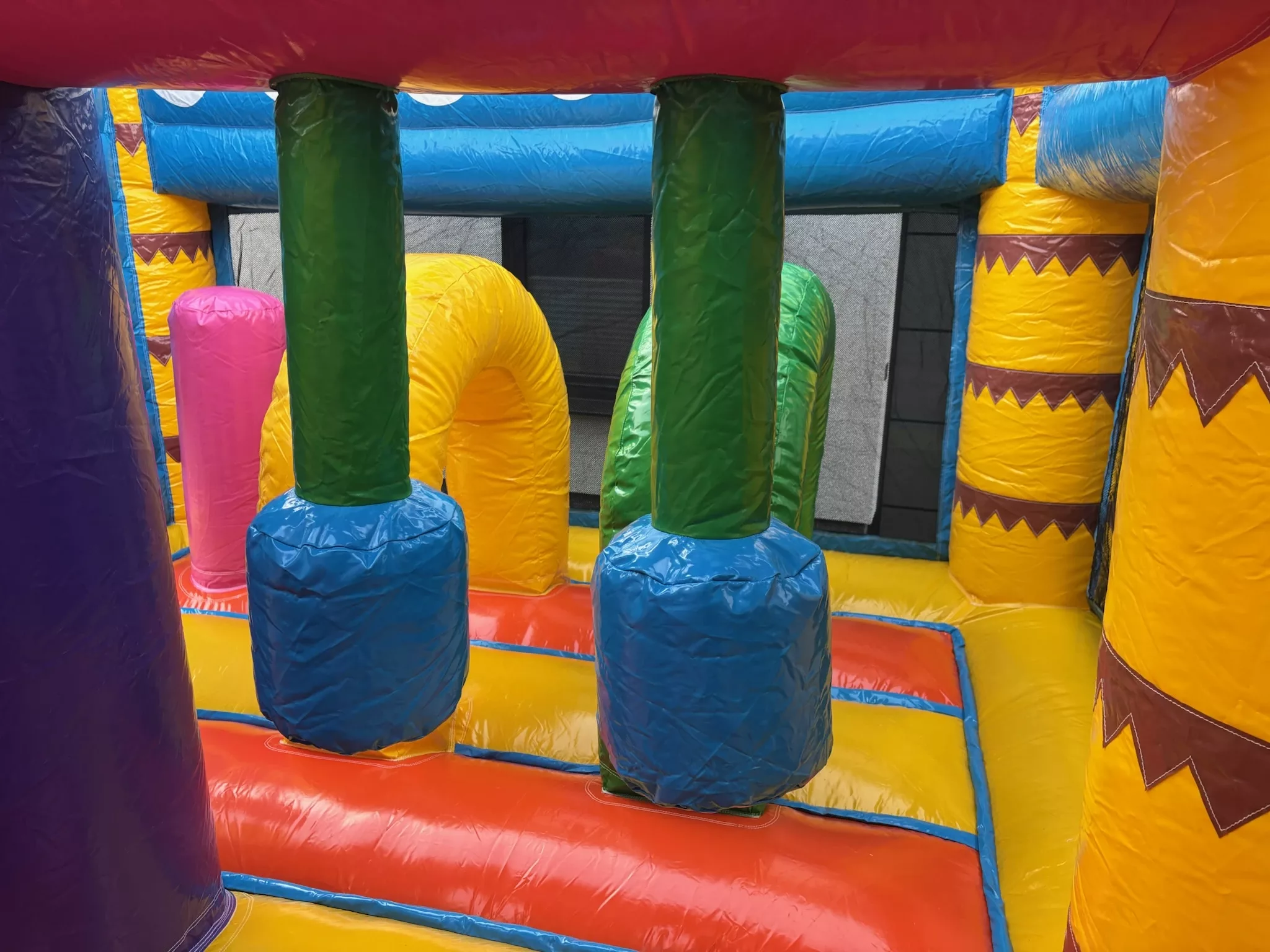 Hüpfburg Sommerfest - Bild 5 - Schneider Funworld