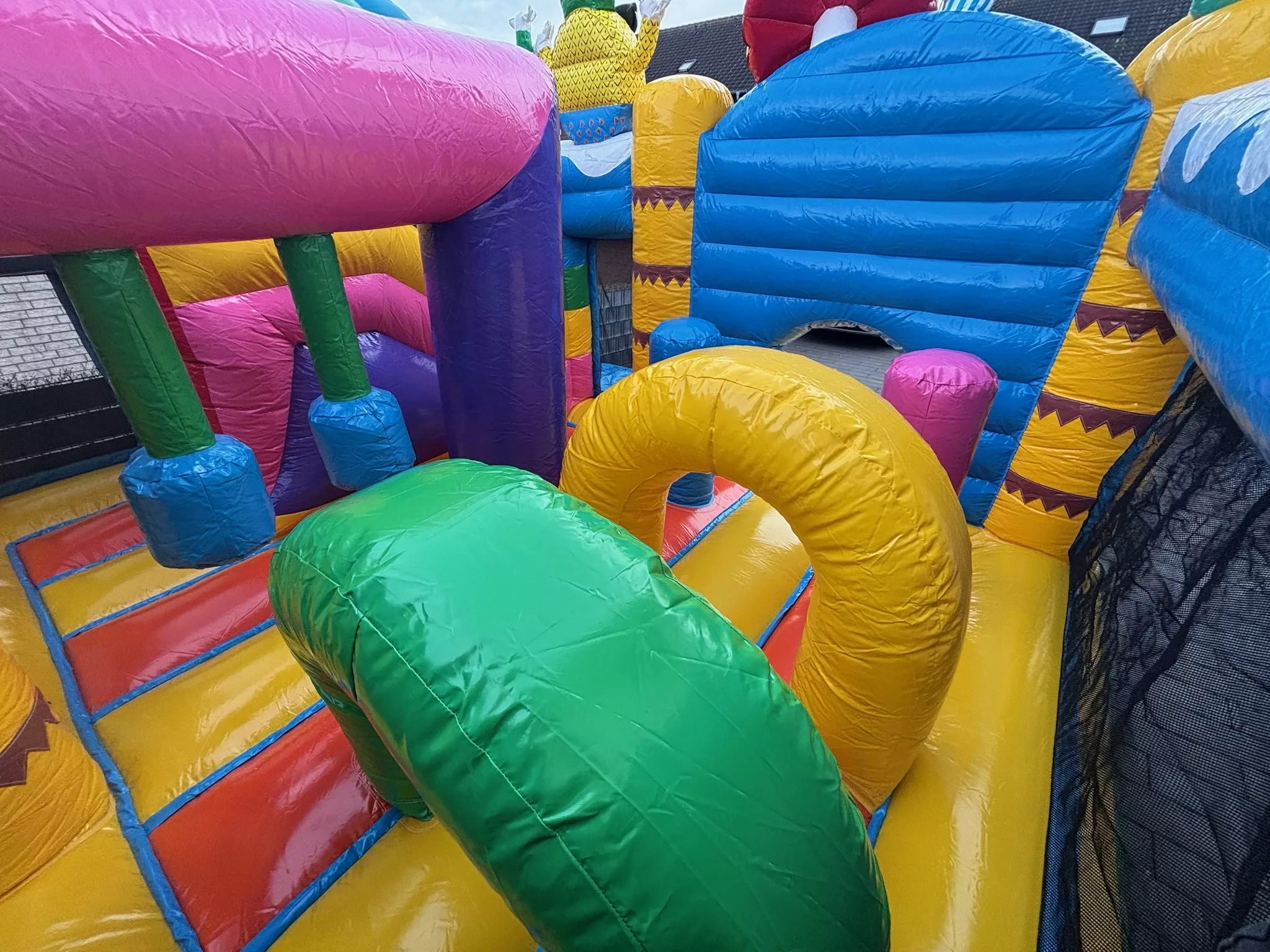 Hüpfburg Sommerfest - Bild 4 - Schneider Funworld