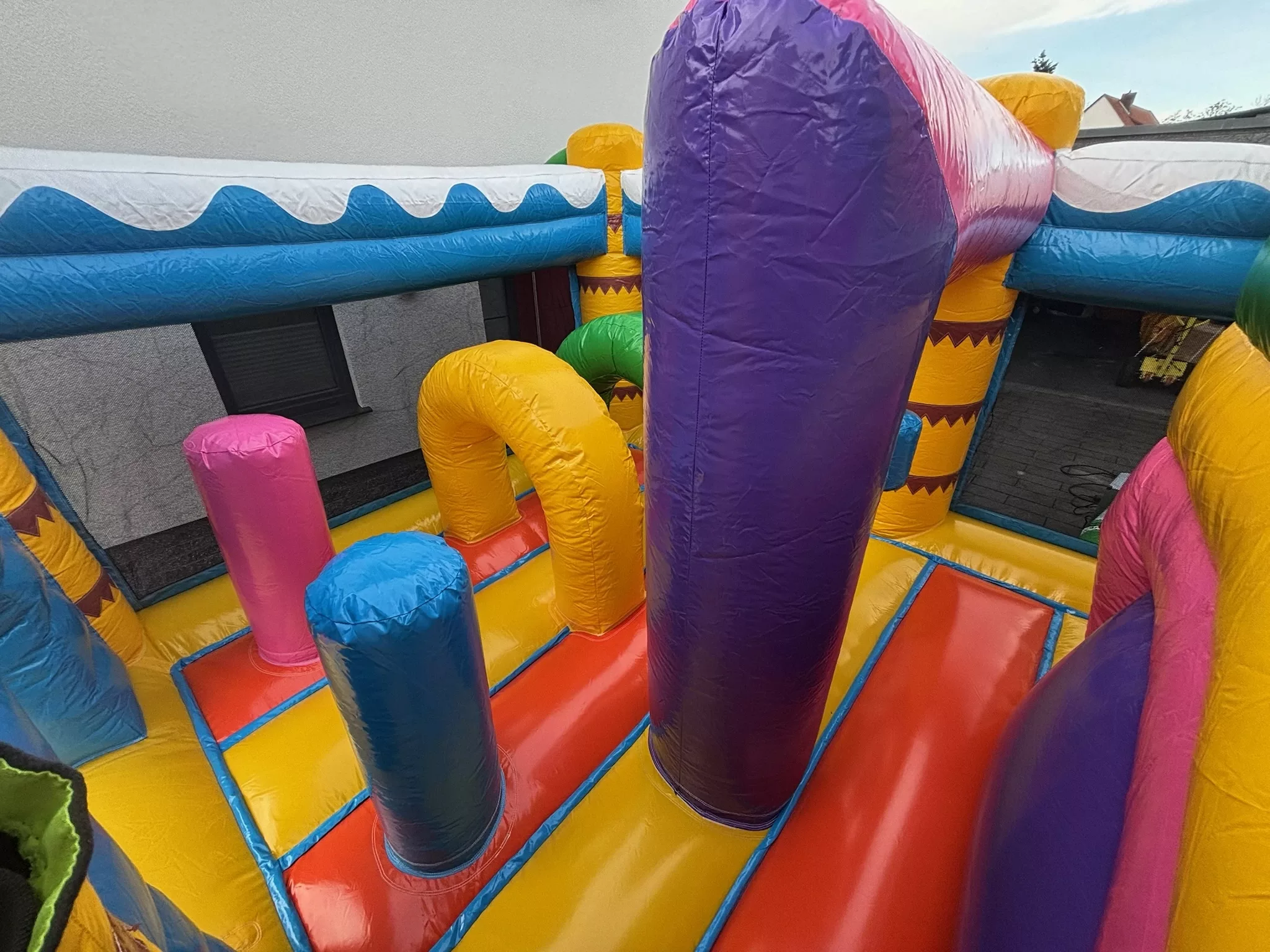 Hüpfburg Sommerfest - Bild 2 - Schneider Funworld