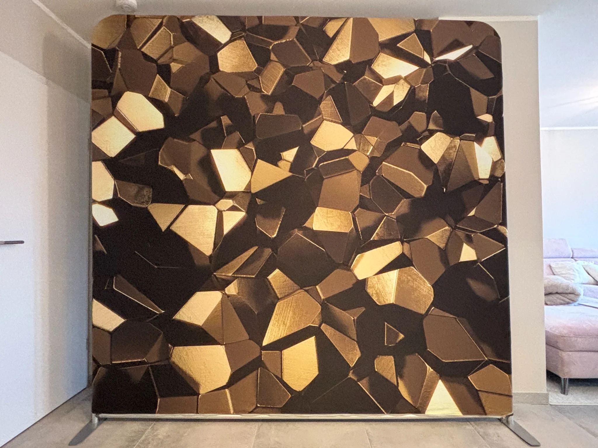 Hintergrundsystem in Gold und Schwarz